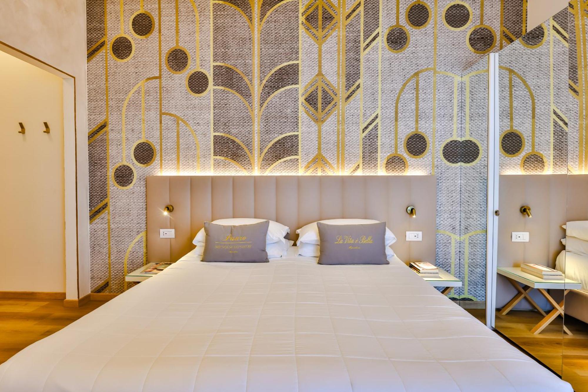 Unahotels Imperial Sport Hotel เปซาโร ภายนอก รูปภาพ