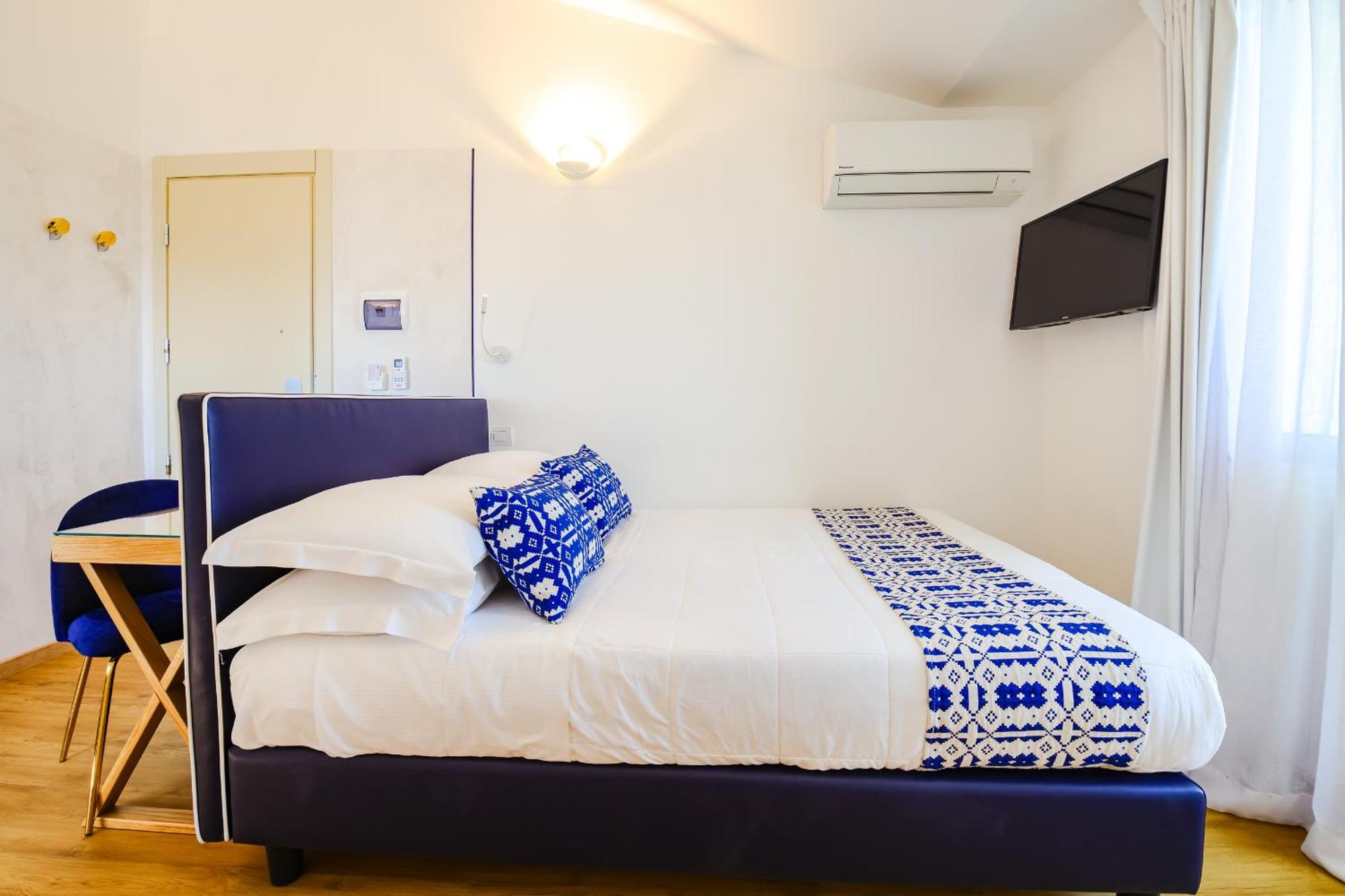 Unahotels Imperial Sport Hotel เปซาโร ภายนอก รูปภาพ